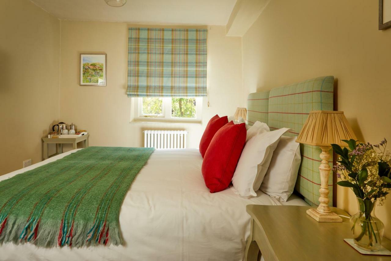 The Greyhound Inn Wantage Bagian luar foto